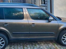 Braun Gebraucht 2011 Skoda Yeti SUV | 6.500 € (Fairer Preis)