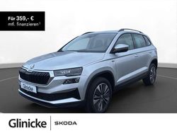 Brilliantsilber metallic Gebraucht 2024 Skoda Karoq Drive SUV | 33.990 € (Fairer Preis)