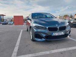 Grau Gebraucht 2021 BMW 225 Active Tourer iPerformance Van / Kleinbus | 22.000 € (Etwas zu teuer)