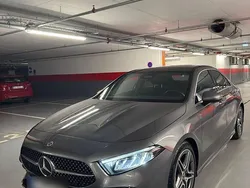 Grau Gebraucht 2022 Mercedes A200 Limousine | 29.900 €