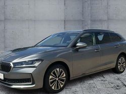 Graphitegrau metallic Gebraucht 2024 Skoda Superb Selection Kombi | 42.970 € (Guter Preis)