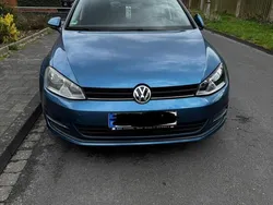 Blau Gebraucht 2014 VW Golf VII Comfortline Limousine | 9.800 € (Guter Preis)