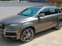 Braun Gebraucht 2011 Audi Q7 S-Line SUV | 22.099 € (Teuer)