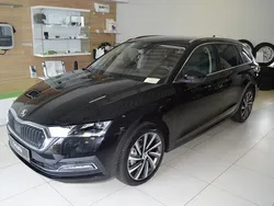Schwarzmagic perleffekt Gebraucht 2024 Skoda Octavia Selection Kombi | 34.580 € (Fairer Preis)