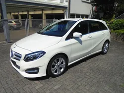 Calcitweiss/zirrusweiss Gebraucht 2018 Mercedes B180 Urban Van / Kleinbus | 19.500 € (Fairer Preis)
