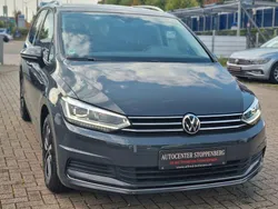 Grau Gebraucht 2021 VW Touran United Van / Kleinbus | 21.990 € (Guter Preis)