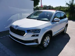Weiss Neu 2025 Skoda Karoq SUV | 35.990 € (Fairer Preis)