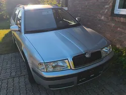 Grau Gebraucht 2008 Skoda Octavia Tour Kombi | 1.300 € (Guter Preis)