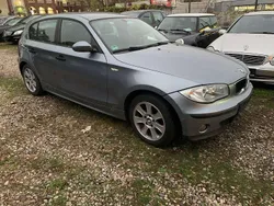 Quarzblau metallic Gebraucht 2005 BMW 118 Kleinwagen | 3.399 € (Fairer Preis)