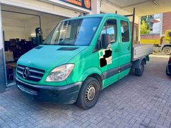 Grün Gebraucht 2010 Mercedes Sprinter Van | 7.128 € (Fairer Preis)