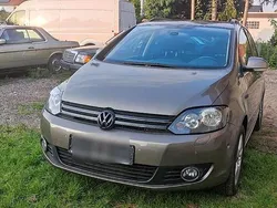 Braun Gebraucht 2011 VW Golf VI Kombi | 6.350 € (Etwas zu teuer)