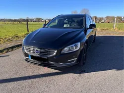 Schwarz Gebraucht 2013 Volvo V60 Kombi | 8.600 € (Fairer Preis)