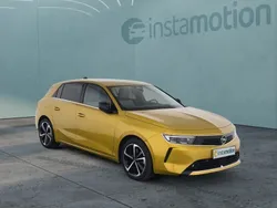 Gelb Gebraucht 2022 Opel Astra Elegance Limousine | 20.570 € (Superpreis)