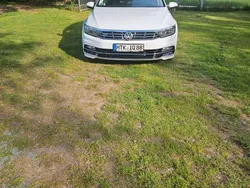 Weiß Gebraucht 2019 VW Passat Kombi | 15.500 € (Fairer Preis)