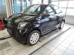 Schwarz Gebraucht 2021 Smart ForFour Electric Drive Limousine | 7.290 € (Guter Preis)