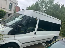 Weiß Gebraucht 2011 Ford Transit Tourneo Van / Kleinbus | 11.500 €
