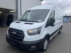 Frostweiß Gebraucht 2023 Ford Transit Trend Van / Kleinbus | 21.350 € (Superpreis)