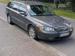 Grau Gebraucht 2006 Volvo V70 Kombi | 1.860 €
