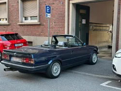 Blau Gebraucht 1988 BMW 320 Cabriolet Cabrio | 22.600 €