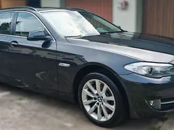 Grau Gebraucht 2013 BMW 530 Sport Line Kombi | 13.800 € (Fairer Preis)