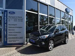 Grau Gebraucht 2016 Ford Kuga Titanium SUV | 16.990 € (Fairer Preis)