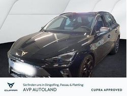 Mitternachtsschwarz Gebraucht 2024 Cupra Leon Kombi | 43.719 € (Etwas zu teuer)