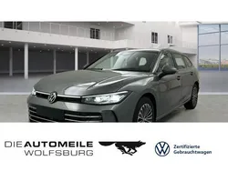 Diabasgrau metallic Gebraucht 2025 VW Passat Elegance Kombi | 36.690 € (Etwas zu teuer)
