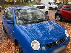 Blau Gebraucht 2001 VW Lupo Kleinwagen | 1.800 € (Etwas zu teuer)