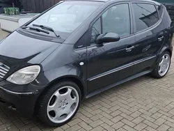 Silber Gebraucht 2001 Mercedes A190 Elegance Van / Kleinbus | 2.200 € (Fairer Preis)