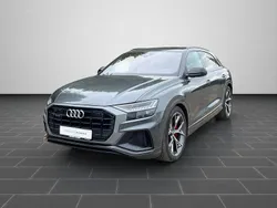 Daytonagrau perleffekt (metallic) Gebraucht 2021 Audi Q8 Basis SUV | 53.900 € (Fairer Preis)