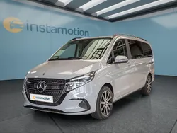 Grau Gebraucht 2024 Mercedes V300 Van / Kleinbus | 86.299 € (Fairer Preis)