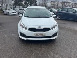 Weiß Gebraucht 2015 Kia Ceed Sportswagon DREAM-TEAM Edition Kombi | 4.850 € (Fairer Preis)