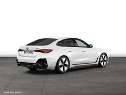 Weiß Gebraucht 2024 BMW i4 Limousine | 53.889 € (Fairer Preis)