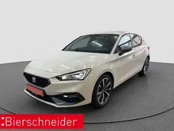 Weiss Gebraucht 2024 Seat Leon FR Kombi | 26.490 € (Guter Preis)