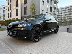 Schwarz Gebraucht 2012 VW Touareg Exclusive SUV | 18.000 € (Fairer Preis)