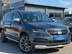 Grau Gebraucht 2018 Skoda Karoq Scout 4x4 SUV | 19.990 € (Etwas zu teuer)