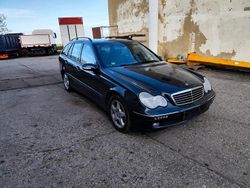 Schwarz Gebraucht 2004 Mercedes C180 Kombi | 999 € (Guter Preis)