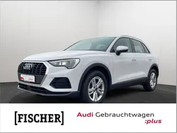 Weiss Gebraucht 2023 Audi Q3 Basis SUV | 37.249 € (Etwas zu teuer)