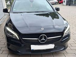 Schwarz Gebraucht 2018 Mercedes CLA220 Shooting Brake Kombi | 15.999 € (Superpreis)