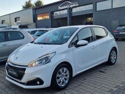 Blanc banquise Gebraucht 2019 Peugeot 208 Active Kleinwagen | 11.299 € (Fairer Preis)