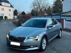 Blau Gebraucht 2016 Skoda Superb Style Limousine | 12.490 € (Fairer Preis)