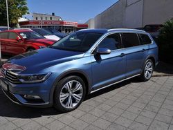 Blau Gebraucht 2017 VW Passat Alltrack Kombi | 14.990 € (Teuer)