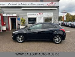 Schwarz Gebraucht 2016 Hyundai i30 Limousine | 9.450 € (Fairer Preis)