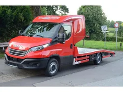 Rot Gebraucht 2024 Iveco Daily Van | 58.000 €