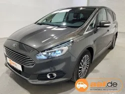Grau Gebraucht 2019 Ford S-MAX Titanium Van / Kleinbus | 21.950 € (Fairer Preis)