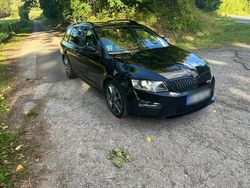 Schwarz Gebraucht 2014 Skoda Octavia Kombi | 9.000 € (Guter Preis)