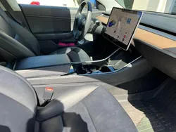 Blau Gebraucht 2020 Tesla Model 3 Limousine | 21.900 € (Guter Preis)