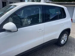 Candyweiß Gebraucht 2009 VW Tiguan Trendline SUV | 5.100 € (Fairer Preis)