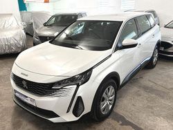 Weiß Gebraucht 2021 Peugeot 5008 Van / Kleinbus | 21.990 € (Fairer Preis)