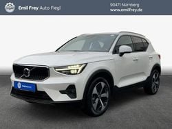 Crystal weißperleffekt Gebraucht 2024 Volvo XC40 Core SUV | 34.990 € (Fairer Preis)